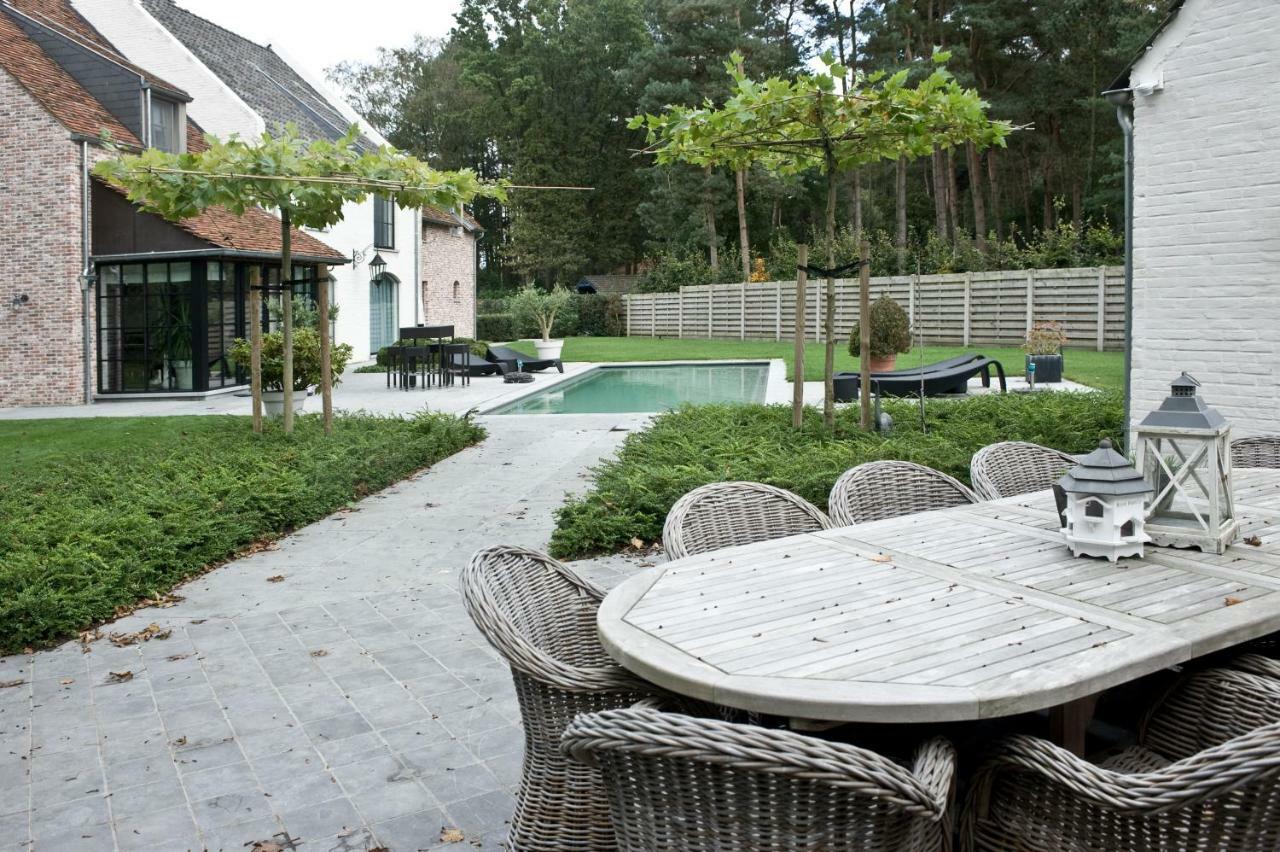 B&B Interludium Nijlen Екстериор снимка