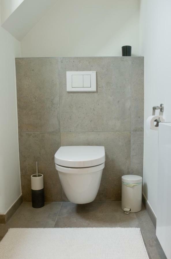 B&B Interludium Nijlen Екстериор снимка